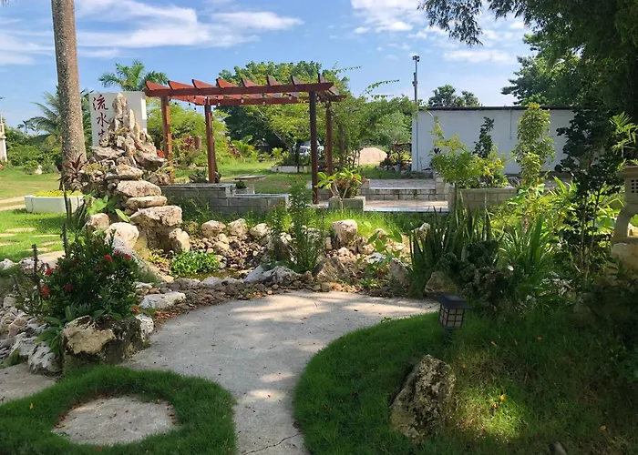 Joyce Garden Hotel